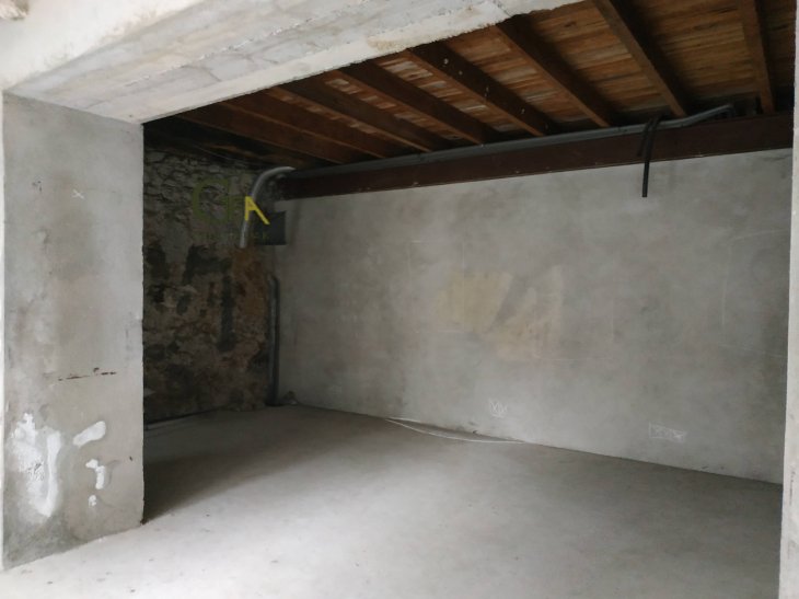 resized_32_471888789